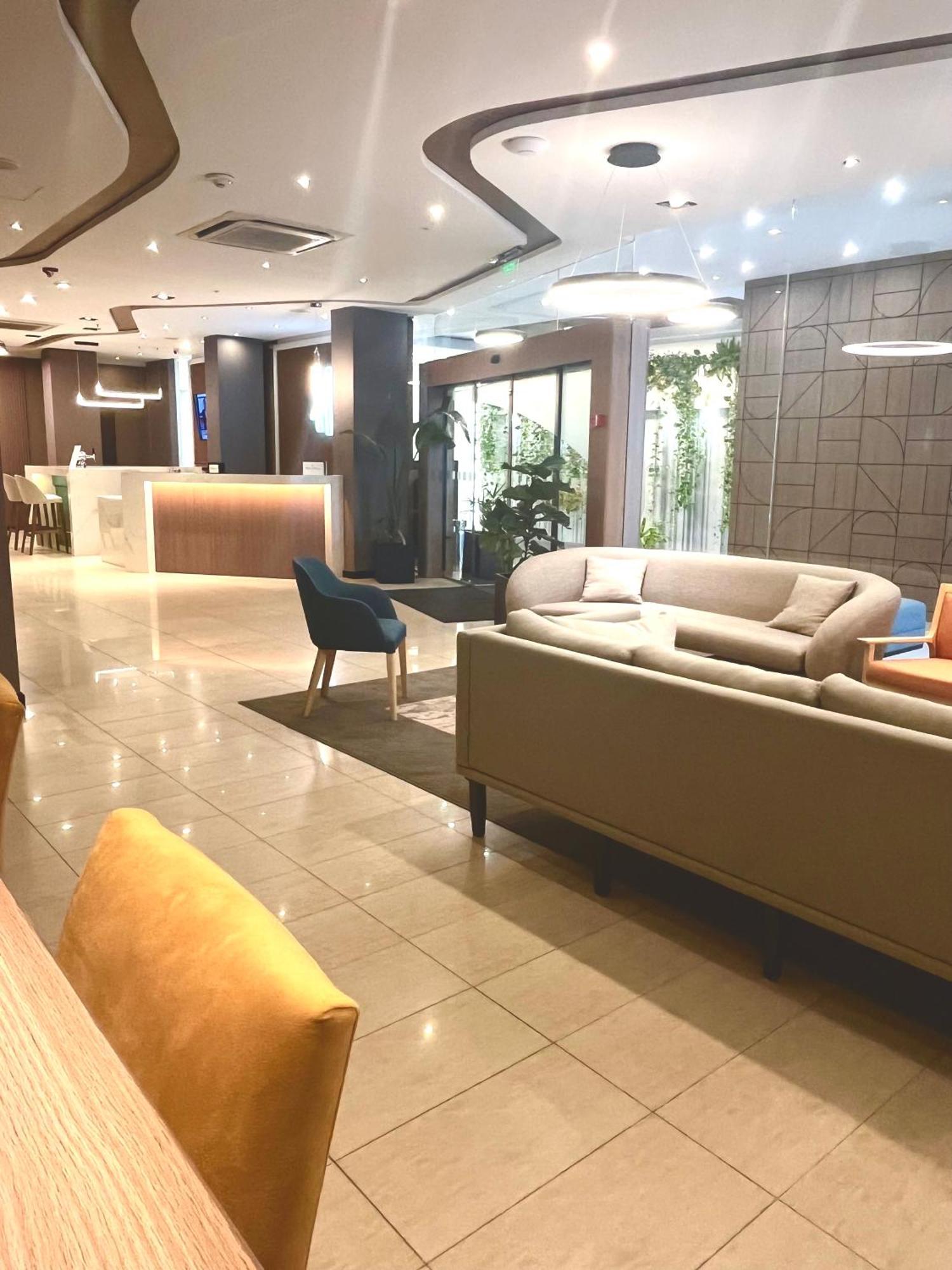By Ihg 4* Rosario